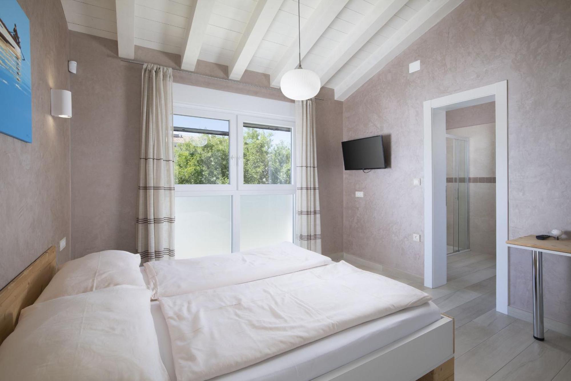 Villa Olivia - New And Modern House With Pool, Souna, Jacuzzi & Playground, Liznjan - Istra Exterior foto