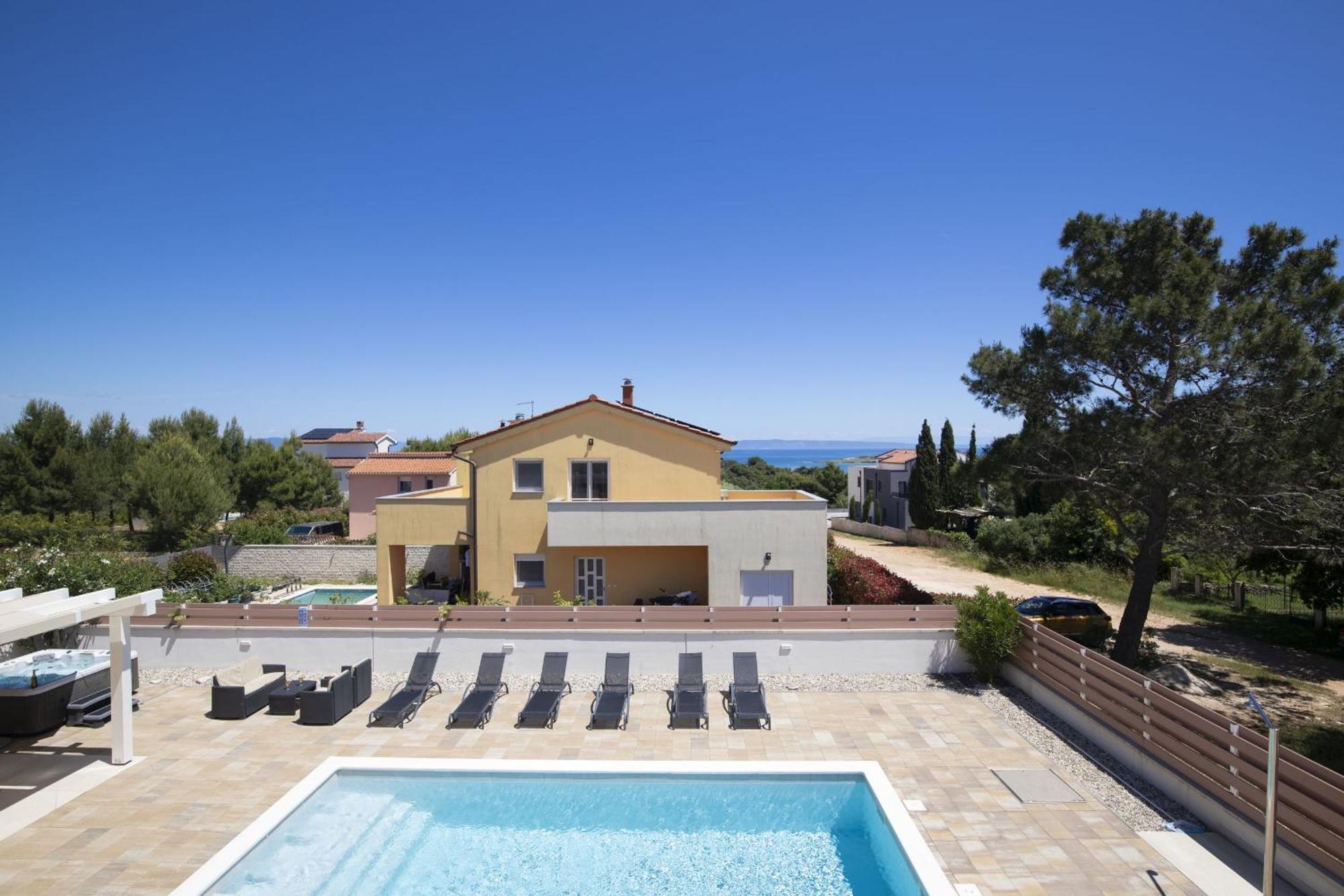 Villa Olivia - New And Modern House With Pool, Souna, Jacuzzi & Playground, Liznjan - Istra Exterior foto
