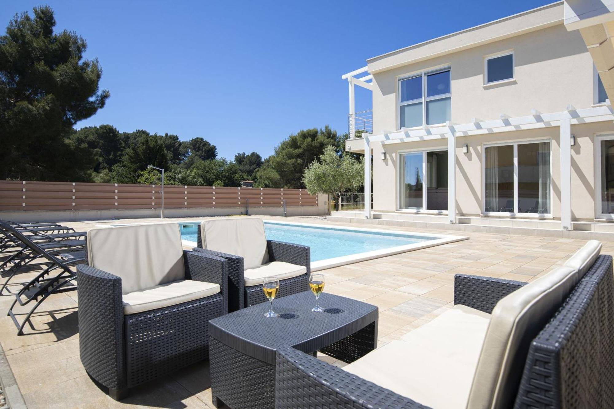 Villa Olivia - New And Modern House With Pool, Souna, Jacuzzi & Playground, Liznjan - Istra Exterior foto