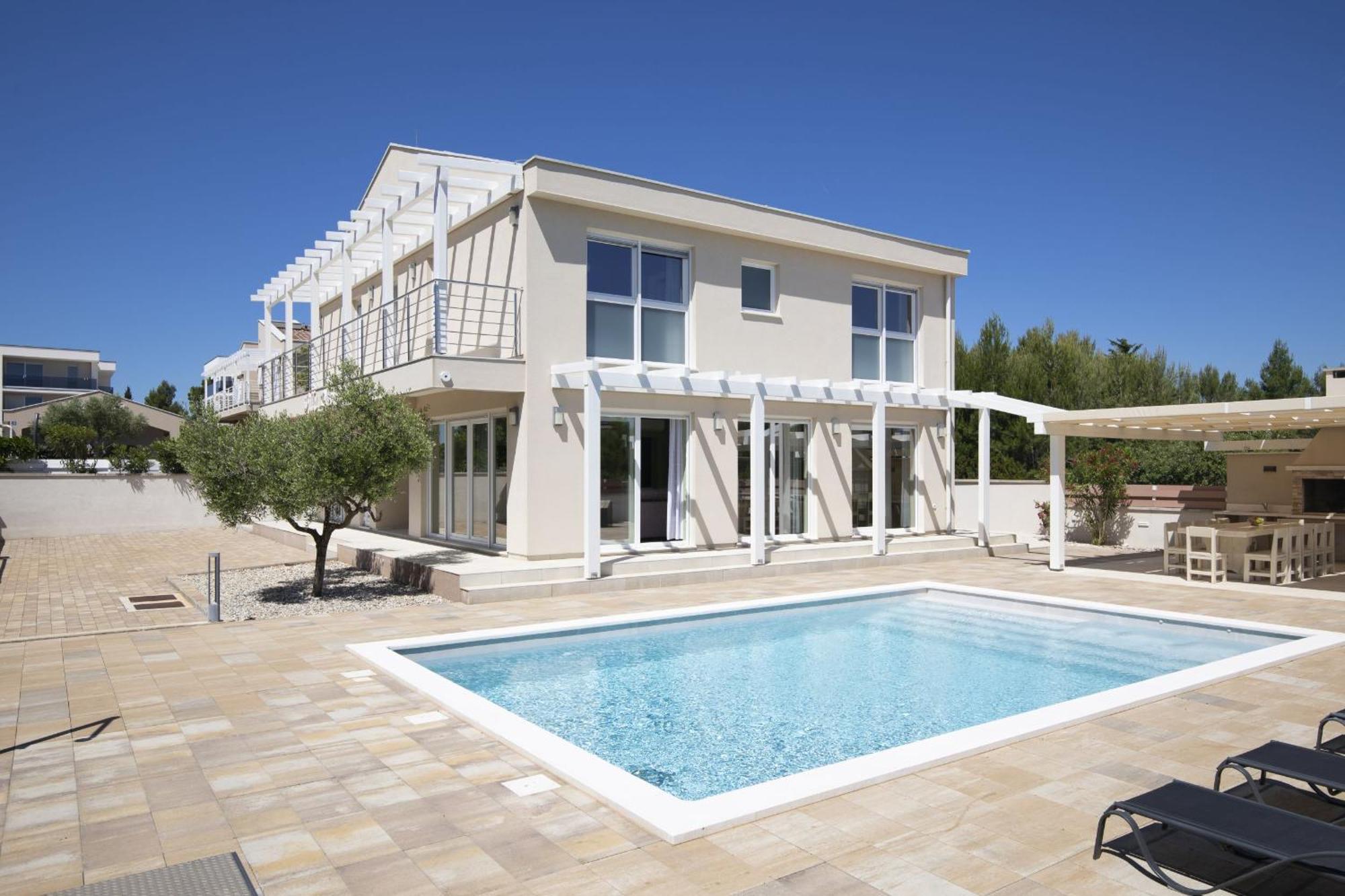 Villa Olivia - New And Modern House With Pool, Souna, Jacuzzi & Playground, Liznjan - Istra Exterior foto